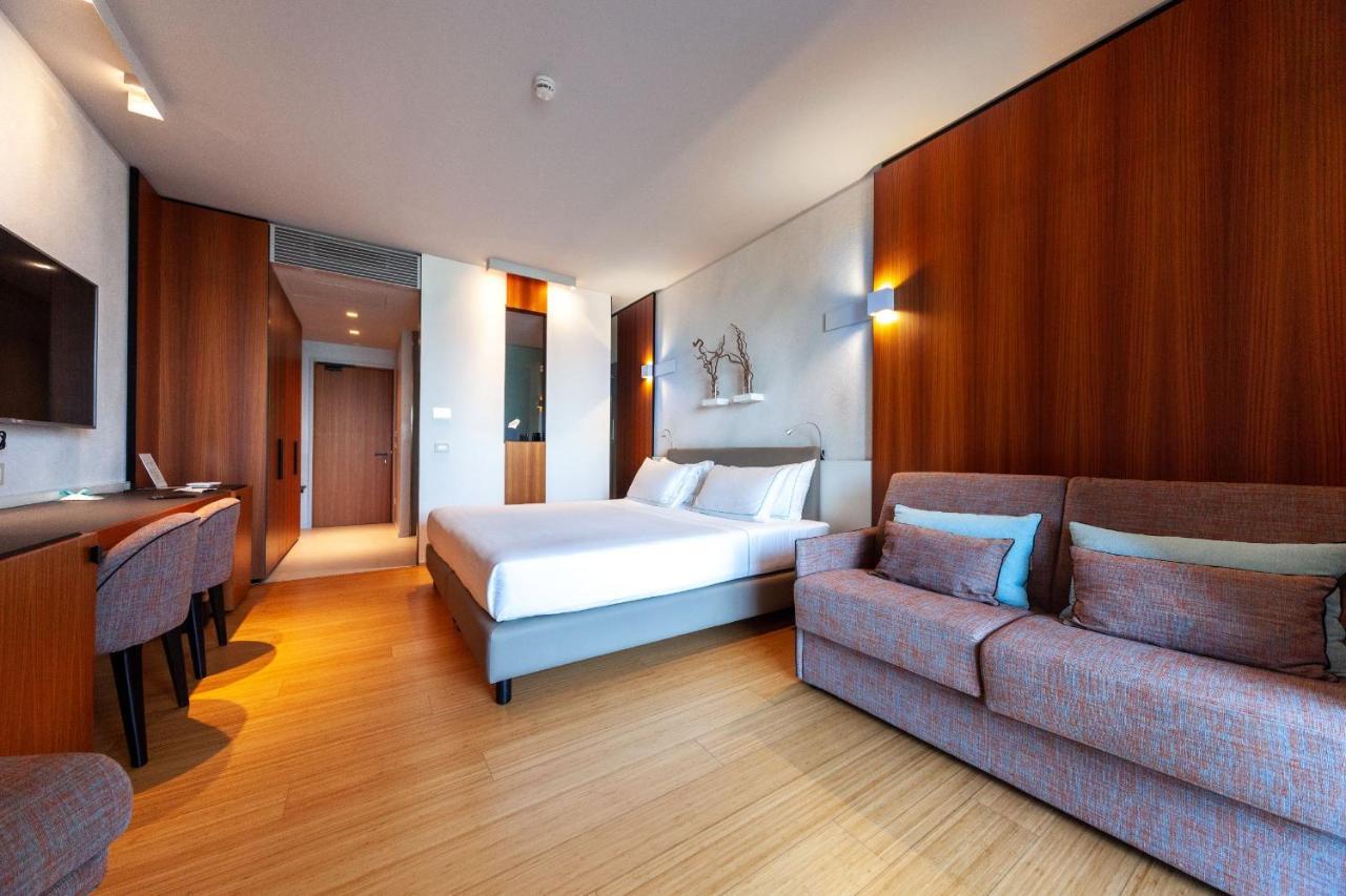 Hotel Ocelle Thermae&Spa (Adults Only) Sirmione Exteriör bild